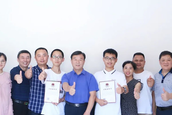 好学生又来了|南昌市某县中考总分一、三的