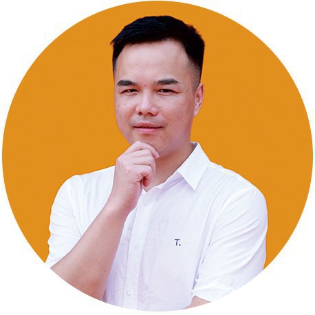 李华
