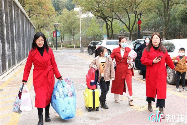 爱在春日里，最美开学季 | 亲爱的同学们
