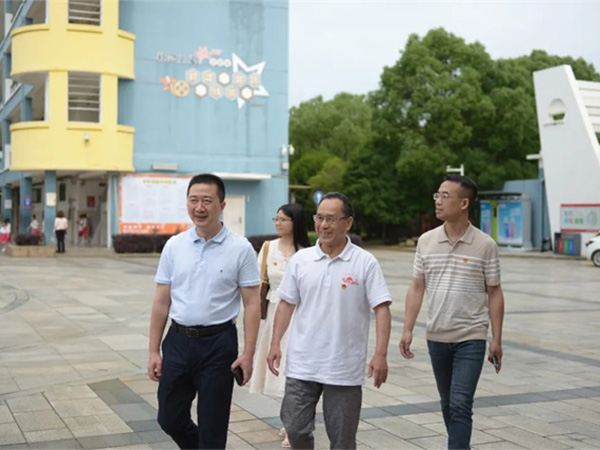党建引领促校建，公办民办心系民——南昌天